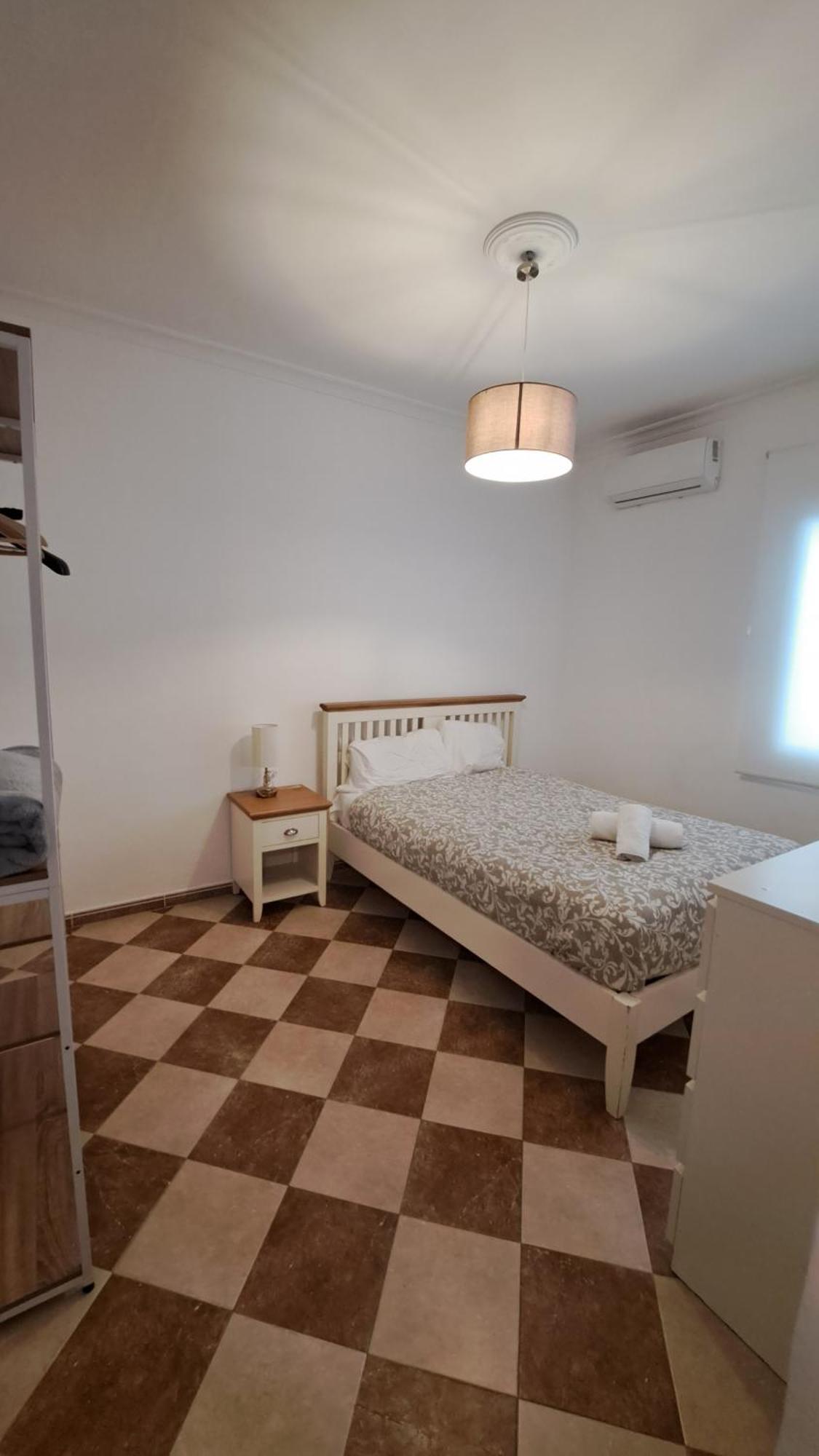 Ms4 Apartamentos Nervion Севилья Экстерьер фото