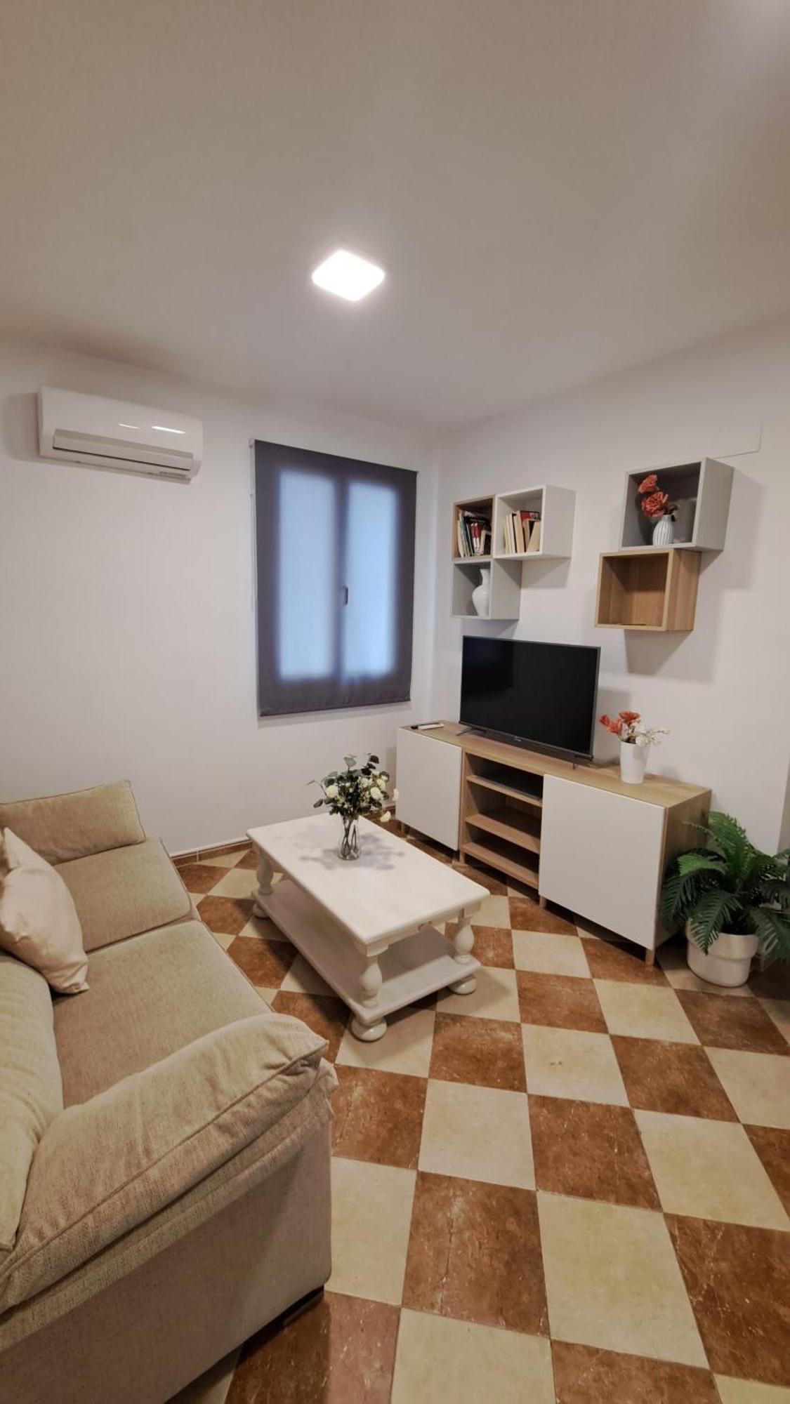 Ms4 Apartamentos Nervion Севилья Экстерьер фото