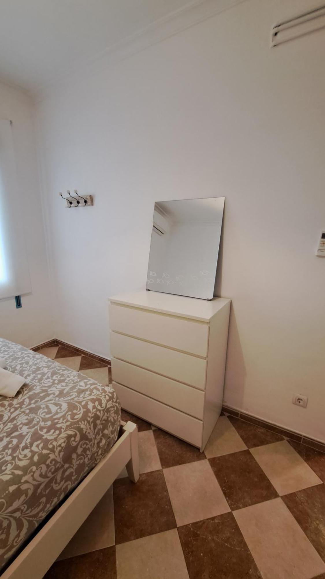 Ms4 Apartamentos Nervion Севилья Экстерьер фото